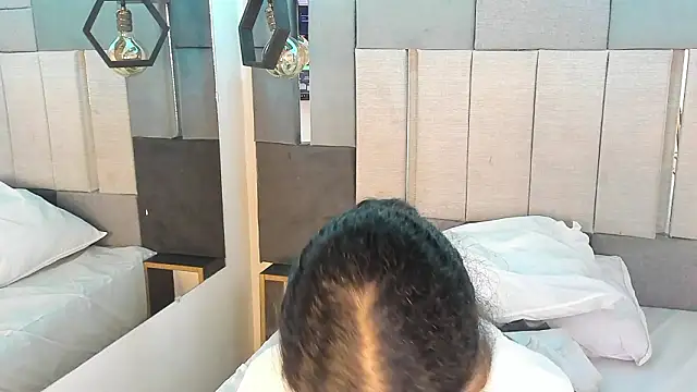 VictoriaDuart online show from February 13, 2026, 8:16 pm