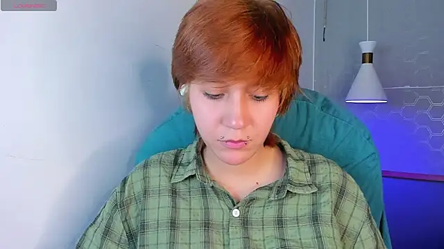Snapshot of Tsuki_Maru chatting on May 25, 2026, 11:00 pm Tsuki Maru online show from May 25, 2026, 11:00 pm