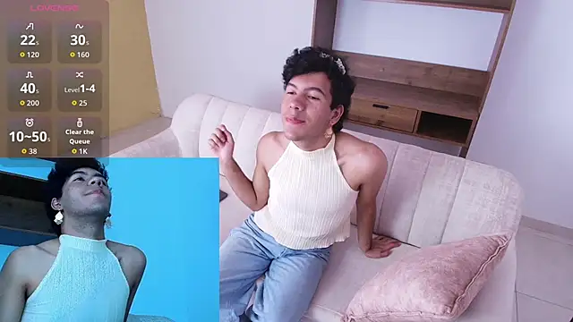 Snapshot of E_R_O_S_ chatting on September 14, 2025, 8:19 pm E R O S online show from September 14, 2025, 8:19 pm