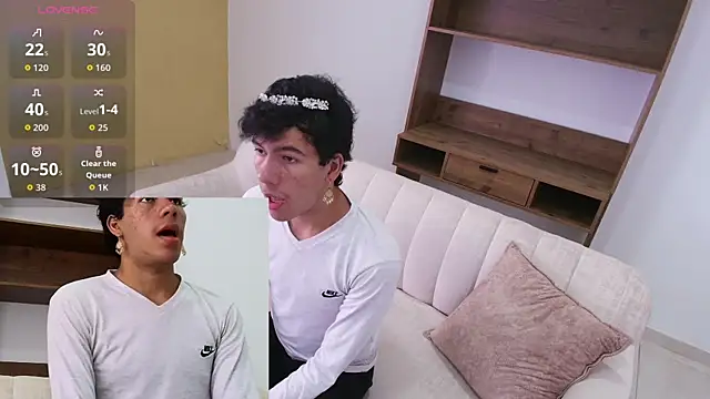 Snapshot of E_R_O_S_ chatting on September 18, 2025, 7:27 pm E R O S online show from September 18, 2025, 7:27 pm