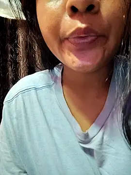 FUNS32514 online show from September 8, 2025, 4:06 pm