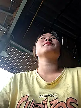 ALIENHR38 online show from October 17, 2025, 11:51 pm