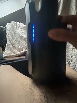 Snapshot of eltet12 chatting on November 2, 2025, 9:33 am eltet12 online show from November 2, 2025, 9:33 am