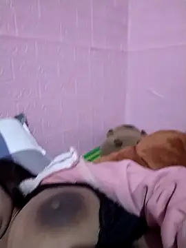 Snapshot of soope-00 chatting on November 22, 2025, 7:13 pm soope-00 online show from November 22, 2025, 7:13 pm