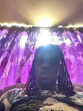 Snapshot of Wuu2now chatting on December 16, 2025, 11:26 am Wuu2now online show from December 16, 2025, 11:26 am