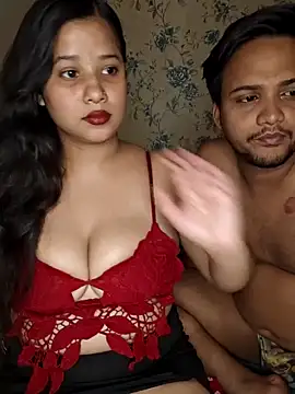 priyaverma00 online show from April 26, 2026, 5:54 pm