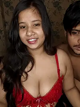 Snapshot of priyaverma00 chatting on May 17, 2026, 6:04 pm priyaverma00 online show from May 17, 2026, 6:04 pm