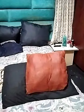 Snapshot of hemilynthomas2467 chatting on November 25, 2025, 8:09 pm hemilynthomas2467 online show from November 25, 2025, 8:09 pm