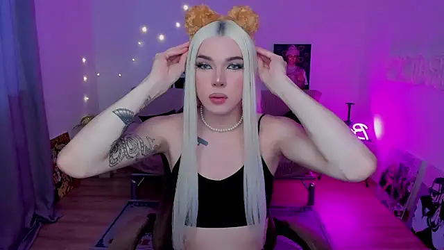 YourTrixie online show from February 9, 2026, 3:54 am