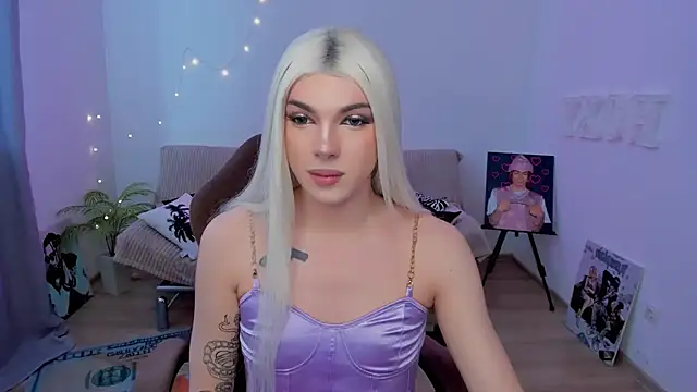 YourTrixie online show from February 22, 2026, 6:46 am