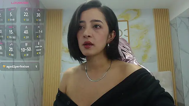 Snapshot of sara_lopez_s chatting on November 24, 2025, 1:22 pm sara lopez s online show from November 24, 2025, 1:22 pm