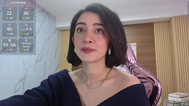sara lopez s online show from May 4, 2026, 2:02 pm