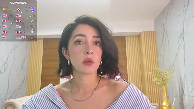 sara lopez s online show from June 8, 2026, 2:17 pm
