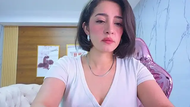 sara lopez s online show from June 20, 2026, 1:47 pm