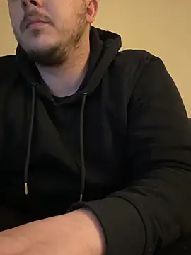 Snapshot of XXKieran chatting on March 27, 2026, 9:47 pm XXKieran online show from March 27, 2026, 9:47 pm