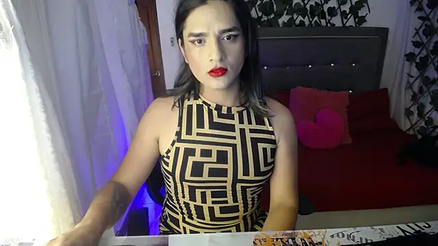 Snapshot of ivone_golosa chatting on November 12, 2025, 10:41 pm ivone golosa online show from November 12, 2025, 10:41 pm