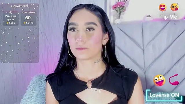 Nicolqueen  online show from December 14, 2025, 9:14 am