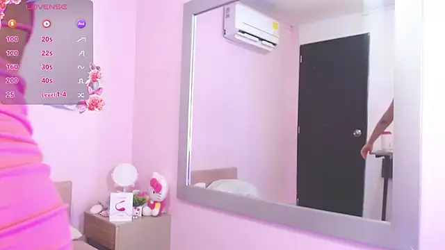 kiity horny  online show from December 4, 2025, 12:25 pm