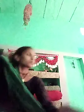 Snapshot of Idhika_Jha chatting on November 24, 2025, 6:57 am Idhika Jha online show from November 24, 2025, 6:57 am