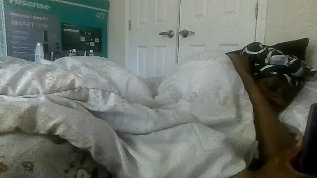 Snapshot of prettymaa chatting on April 21, 2026, 7:28 pm prettymaa online show from April 21, 2026, 7:28 pm