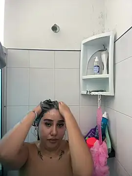 Snapshot of Sophie_Dreamss chatting on May 5, 2026, 7:22 pm Sophie Dreamss online show from May 5, 2026, 7:22 pm