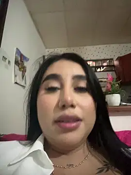 Snapshot of Sophie_Dreamss chatting on May 31, 2026, 7:37 pm Sophie Dreamss online show from May 31, 2026, 7:37 pm