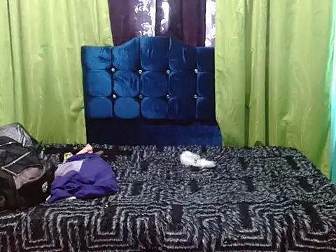 Snapshot of canelasexy_1 chatting on July 3, 2026, 7:53 pm canelasexy 1 online show from July 3, 2026, 7:53 pm