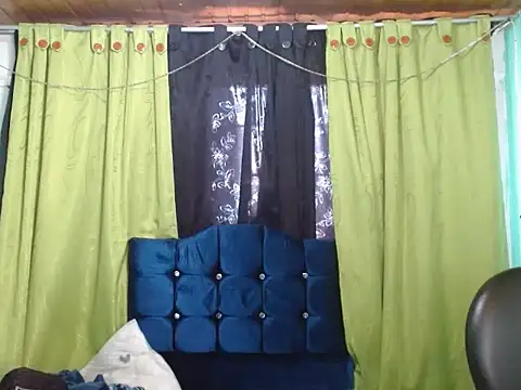 Snapshot of canelasexy_1 chatting on July 31, 2026, 7:35 pm canelasexy 1 online show from July 31, 2026, 7:35 pm