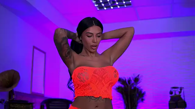 AishaaDevoe online show from January 8, 2026, 8:11 pm