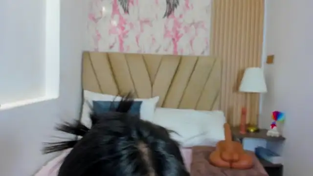 Snapshot of Thais_kim chatting on July 21, 2026, 1:24 pm Thais kim online show from July 21, 2026, 1:24 pm