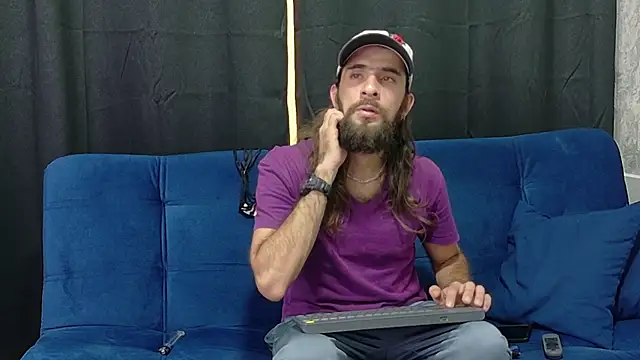 hairy mannn online show from September 11, 2025, 7:36 pm