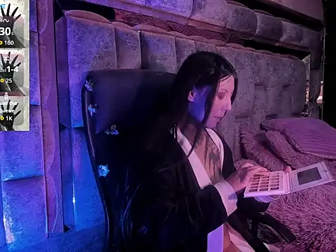 missashlyrosette online show from January 13, 2026, 10:04 pm