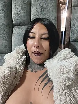 missashlyrosette online show from July 13, 2026, 1:19 am