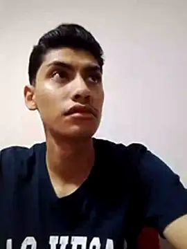 Snapshot of aispuro8505 chatting on December 5, 2025, 5:38 am aispuro8505 online show from December 5, 2025, 5:38 am