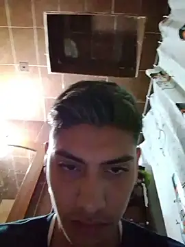 Snapshot of aispuro8505 chatting on January 9, 2026, 6:38 am aispuro8505 online show from January 9, 2026, 6:38 am