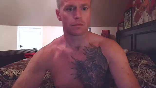 DILFiGuess11 online show from June 25, 2026, 5:12 am