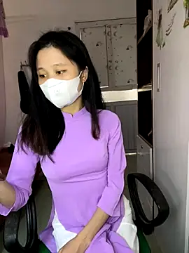 Snapshot of _Mon_23 chatting on December 1, 2025, 6:51 am Mon 23 online show from December 1, 2025, 6:51 am