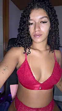 larajuli online show from April 24, 2026, 3:42 am