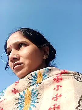 Jooli xx online show from November 9, 2025, 3:38 am