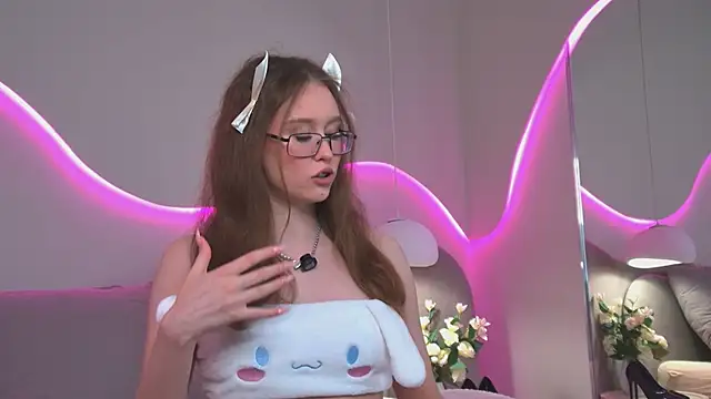 -VivienRay- online show from April 30, 2026, 5:30 pm