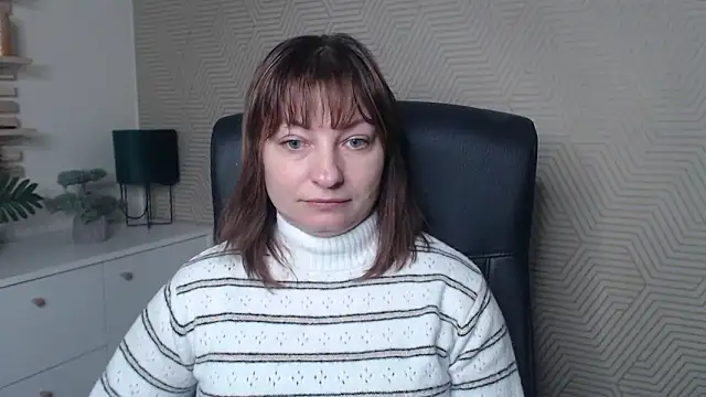 angelaSamt online show from January 12, 2026, 9:03 am