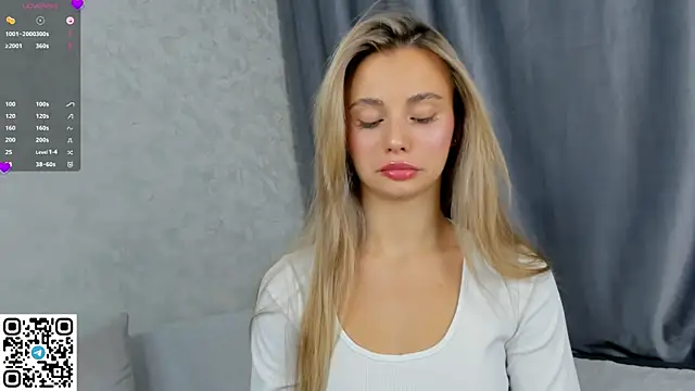 Snapshot of NaughtySeraphine chatting on November 21, 2025, 6:01 am NaughtySeraphine online show from November 21, 2025, 6:01 am