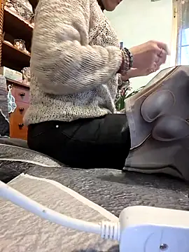 Snapshot of TigreBianca27 chatting on February 2, 2026, 4:17 pm TigreBianca27 online show from February 2, 2026, 4:17 pm