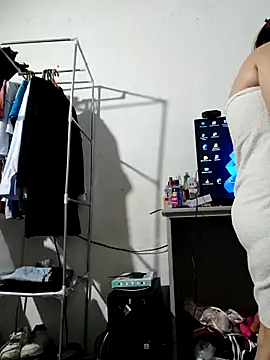 Amanda39 online show from December 15, 2025, 11:20 pm