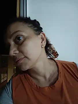 Snapshot of Amanda39 chatting on June 14, 2026, 2:24 am Amanda39 online show from June 14, 2026, 2:24 am