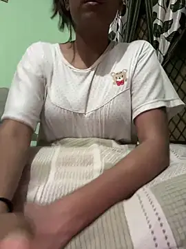 Snapshot of Romantic-jeeva chatting on September 10, 2025, 5:02 pm Romantic-jeeva online show from September 10, 2025, 5:02 pm