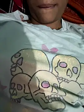 Snapshot of Romantic-jeeva chatting on September 11, 2025, 3:23 pm Romantic-jeeva online show from September 11, 2025, 3:23 pm