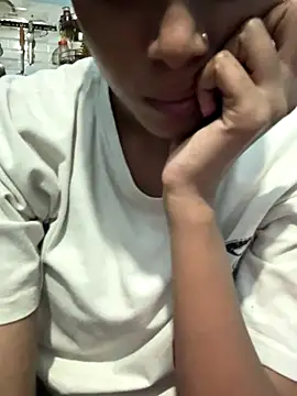 Snapshot of Romantic-jeeva chatting on October 18, 2025, 5:03 pm Romantic-jeeva online show from October 18, 2025, 5:03 pm