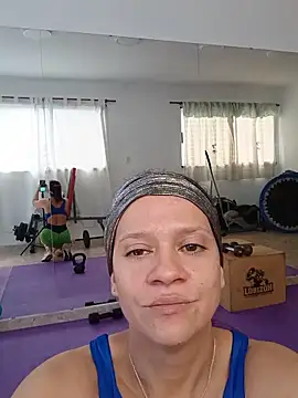 Snapshot of AngelinRedLatina chatting on May 7, 2026, 1:49 pm AngelinRedLatina online show from May 7, 2026, 1:49 pm