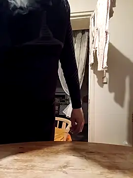 Snapshot of frederic198 chatting on November 16, 2025, 8:14 pm frederic198 online show from November 16, 2025, 8:14 pm